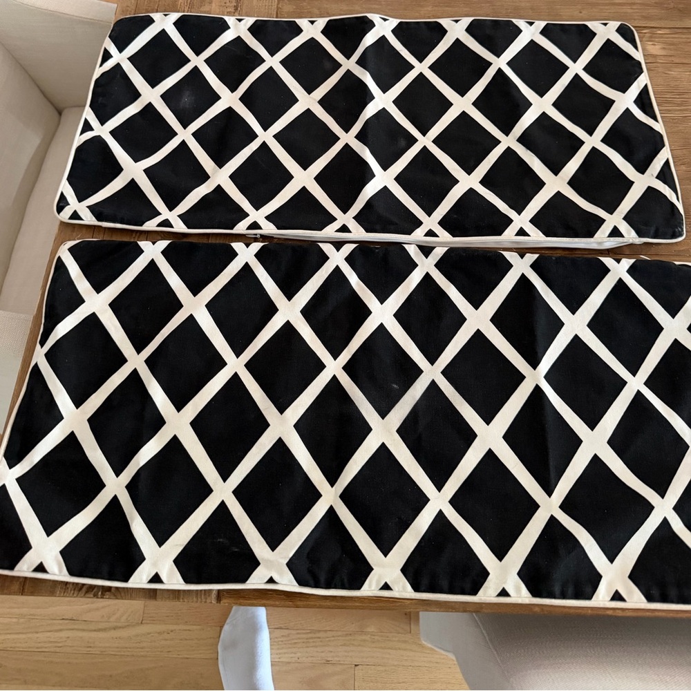 2 Serena and Lily Black & White Lattice pillow covers double sided